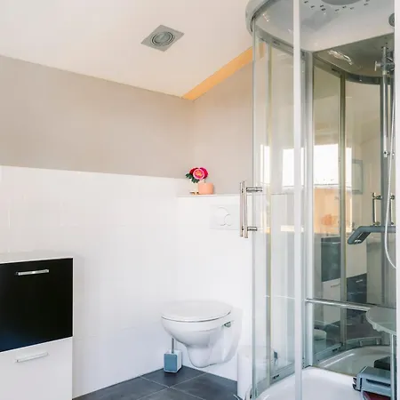 شقة Hugo - Der Bodenstaendige - Huusa Im Bregenzerwald Rehmen