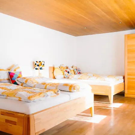 Hugo - Der Bodenstaendige - Huusa Im Bregenzerwald شقة Rehmen